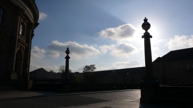 Berlin©P.Rocard.  Je cherche à Berlin les empreintes de mon "Homme sans trace"